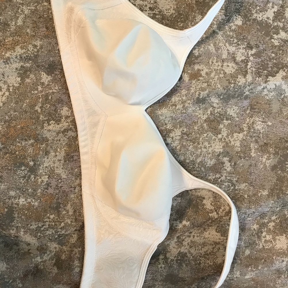 Vintage Playtex 36B 18-hour Wear Bra - Picture 3 of 5